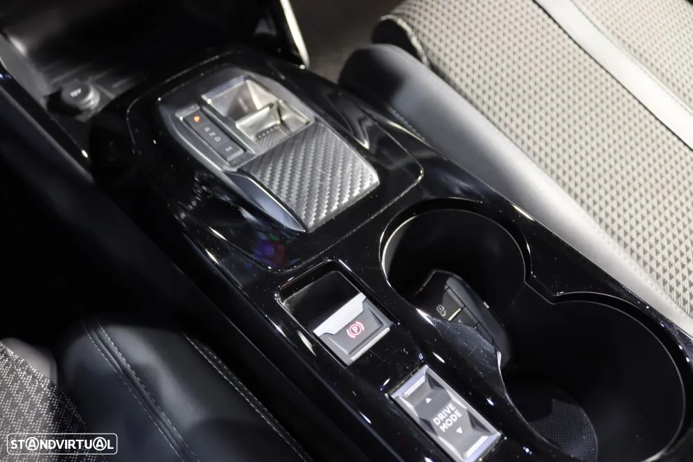 Peugeot 2008 1.2 PureTech GT EAT8 - 25