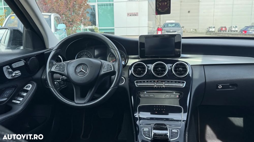 Mercedes-Benz C 200 7G-TRONIC AMG Line - 19
