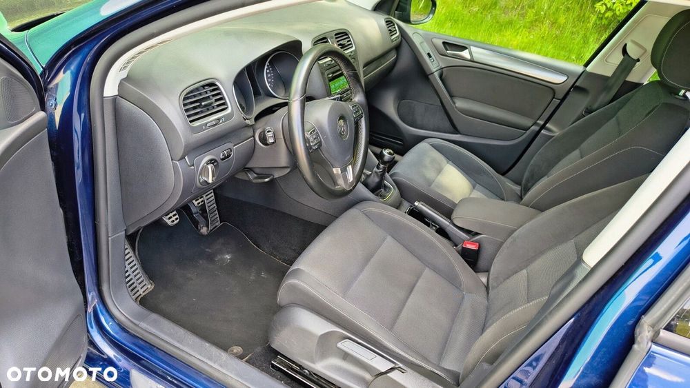 Volkswagen Golf - 9