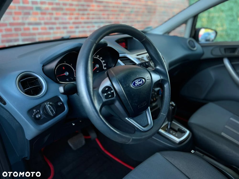 Ford Fiesta - 7