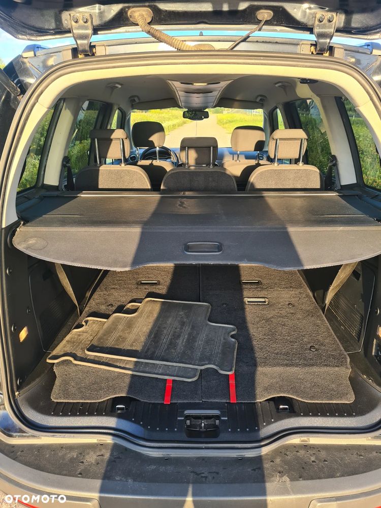 Ford Galaxy 2.0 TDCi Titanium - 15