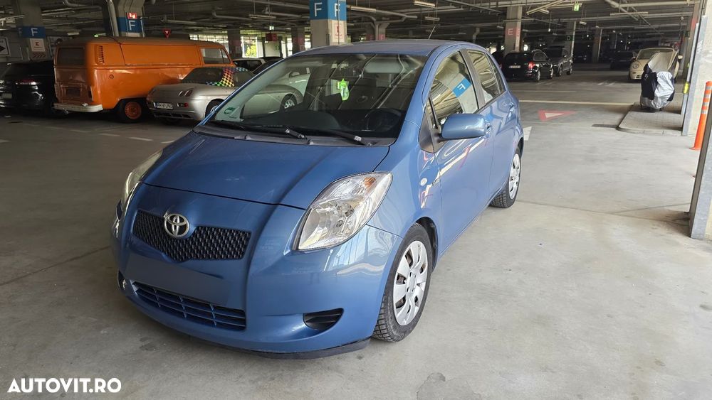 Toyota Yaris 1.4 D-4D Sol - 1