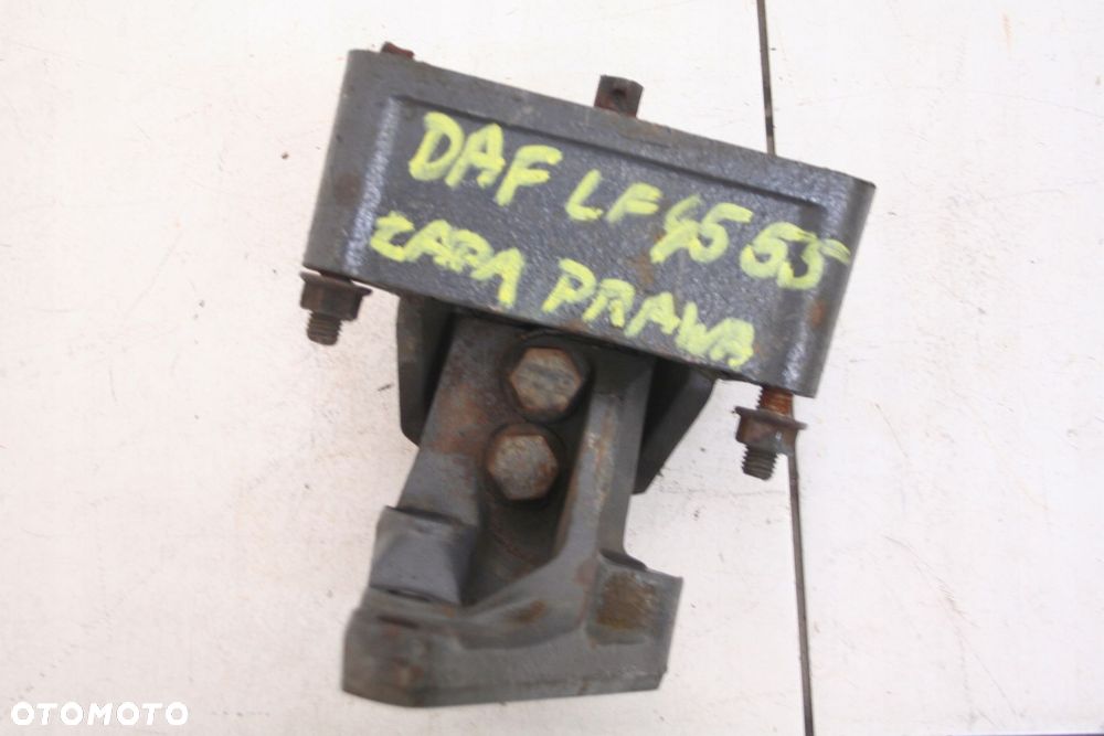 PODUSZKA ŁAPA SILNIKA PRAWA DAF LF 45 55 - 2