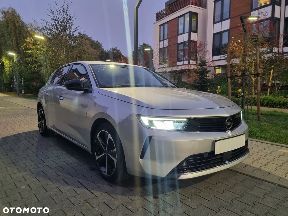 Opel Astra 2023 photo 3