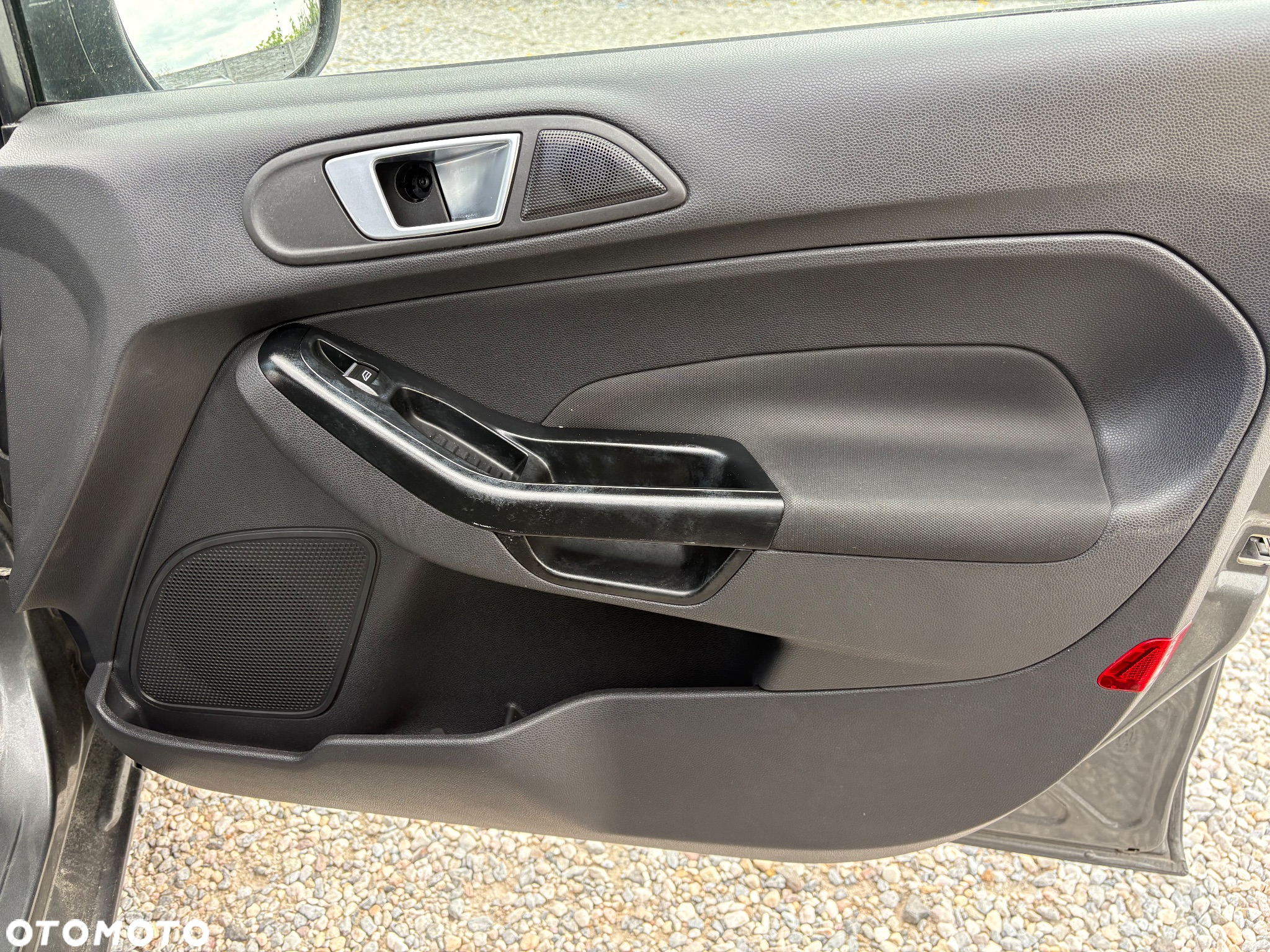 Ford Fiesta - 15