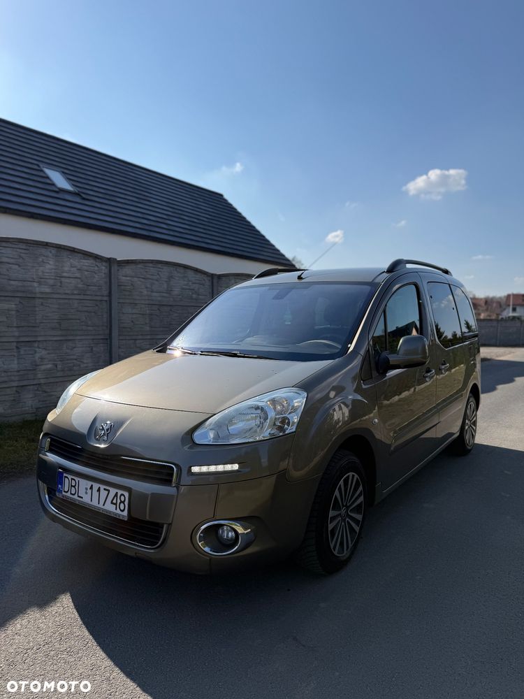 Peugeot Partner HDi FAP 115 Family - 2