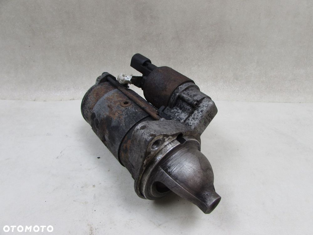 VW CRAFTER LIFT 2.5 TDI 06-11 ROZRUSZNIK 076911023B - 2