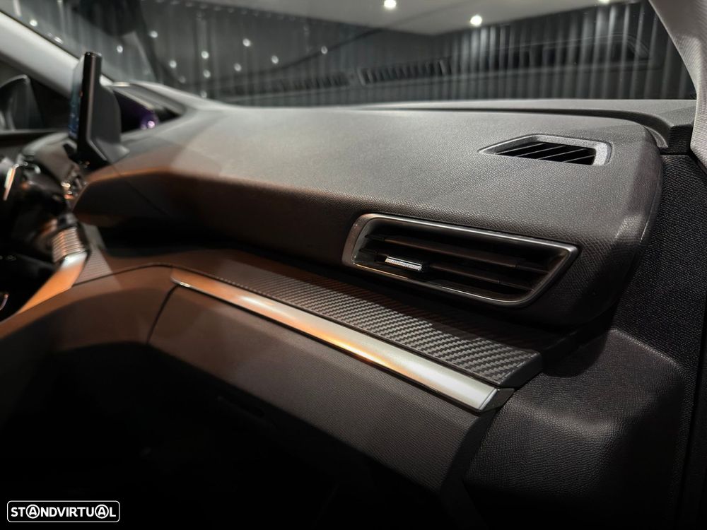 Peugeot 3008 1.2 PureTech Allure EAT8 - 30