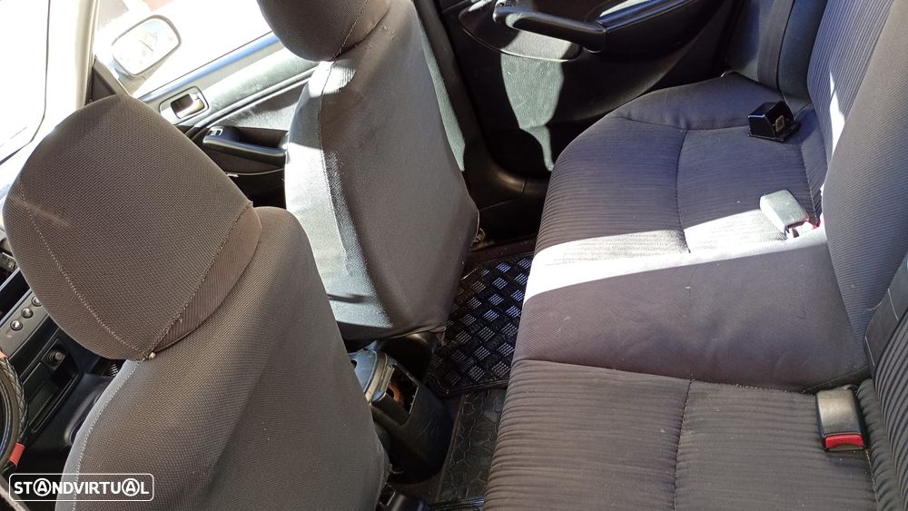 Honda Civic 1.4 LS - 6