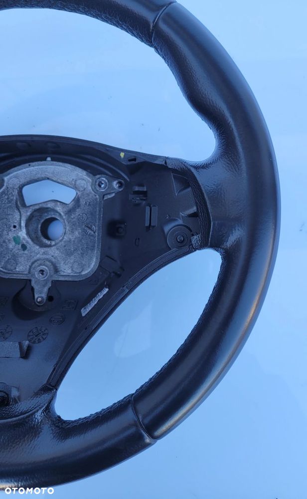 KIEROWNICA BMW E90 E91 E92 E93 E81 E82 E87 E88 X1 E84 SPORT BARDZO ŁADNA - 3