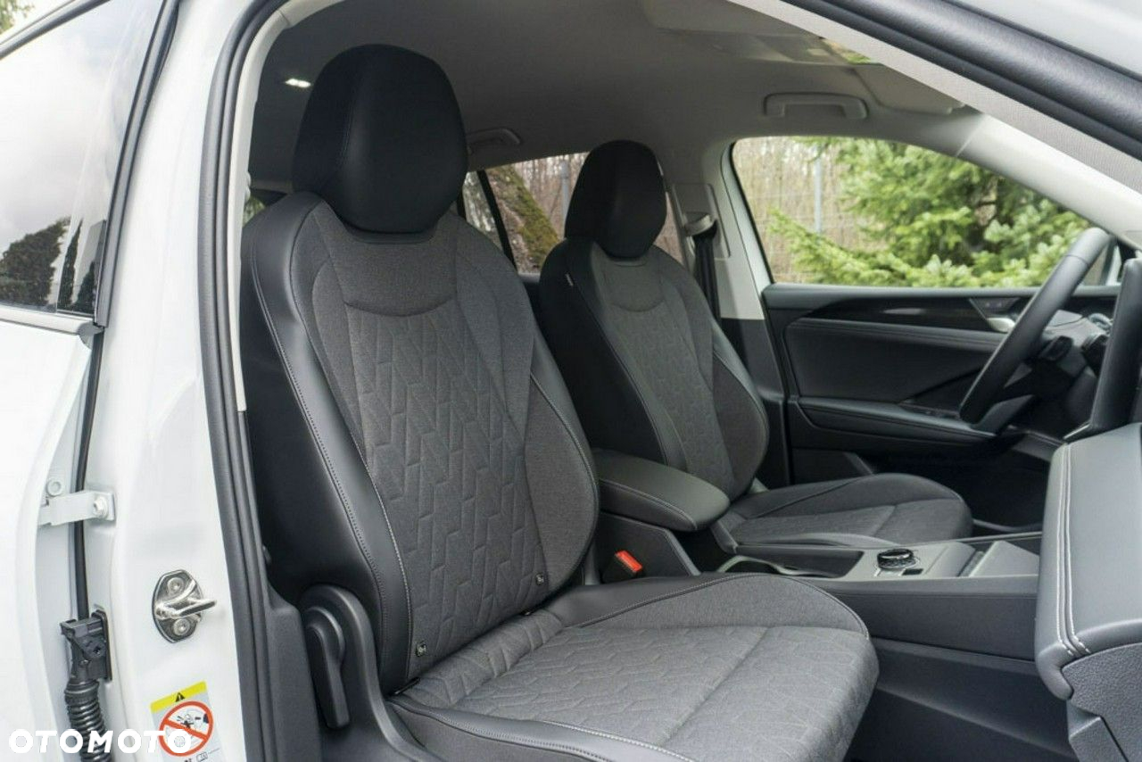 Volkswagen Tiguan - 21