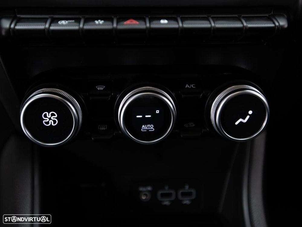 Renault Captur 1.0 TCe Intens - 17