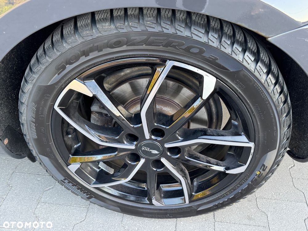Volkswagen Passat 2.0 TDI DPF Highline DSG - 14