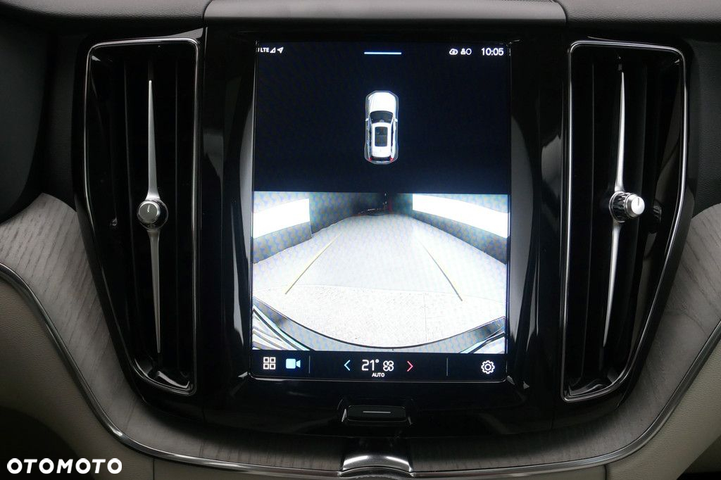 Volvo XC 60 - 22