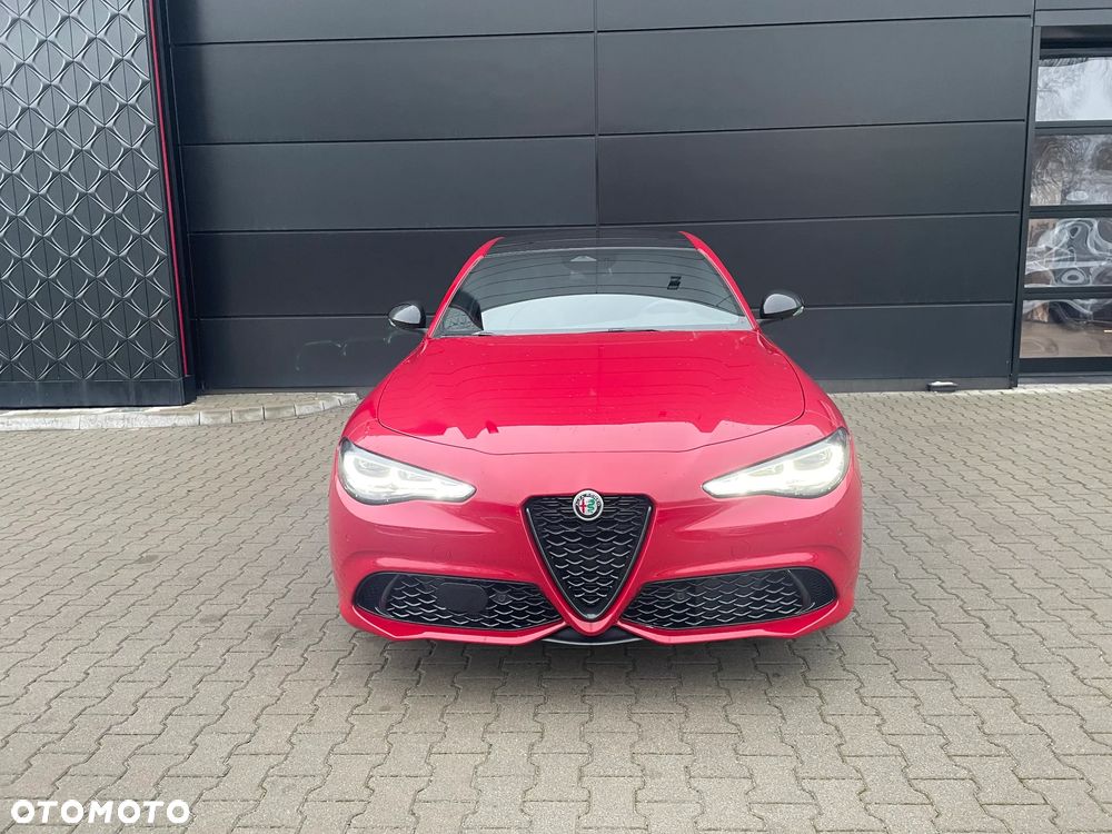 Alfa Romeo Giulia 2.0 Turbo Intensa Q4 - 1