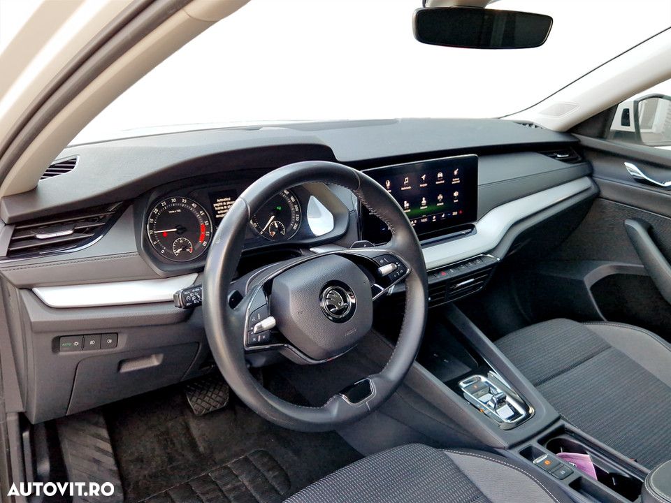 Skoda Octavia 2.0 TDI DSG Ambition - 18