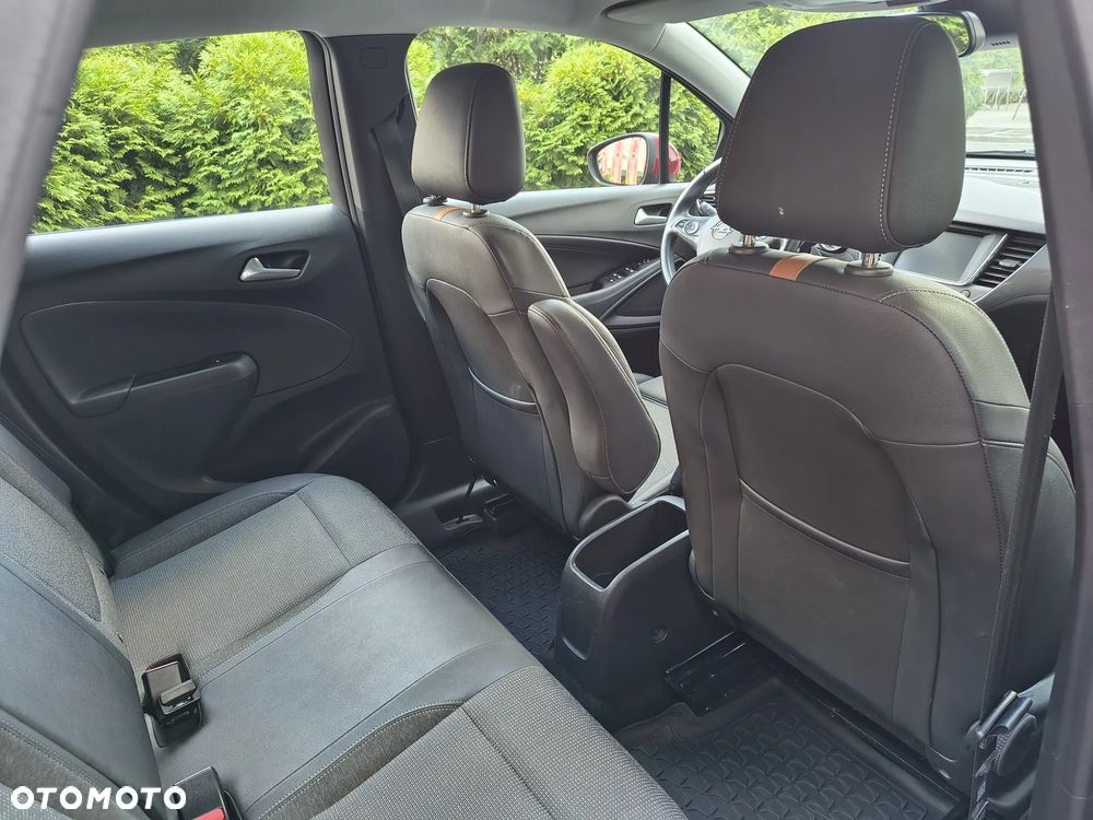 Opel Crossland X - 12