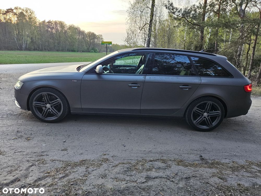Audi A4 Avant - 1