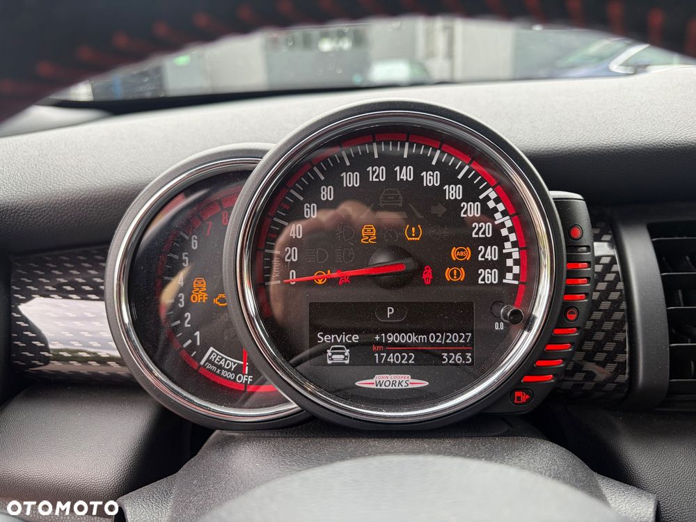 MINI John Cooper Works - 9