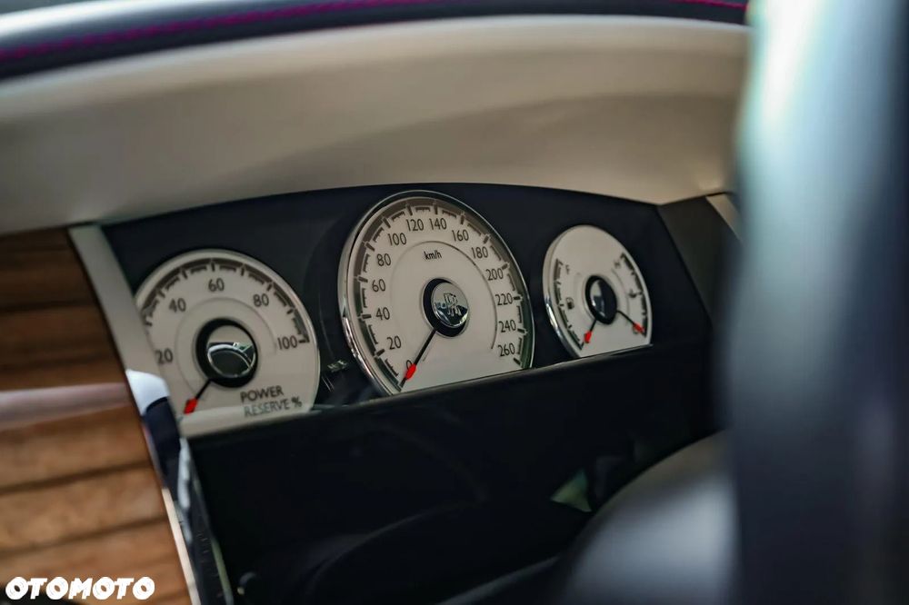 Rolls-Royce Wraith - 7