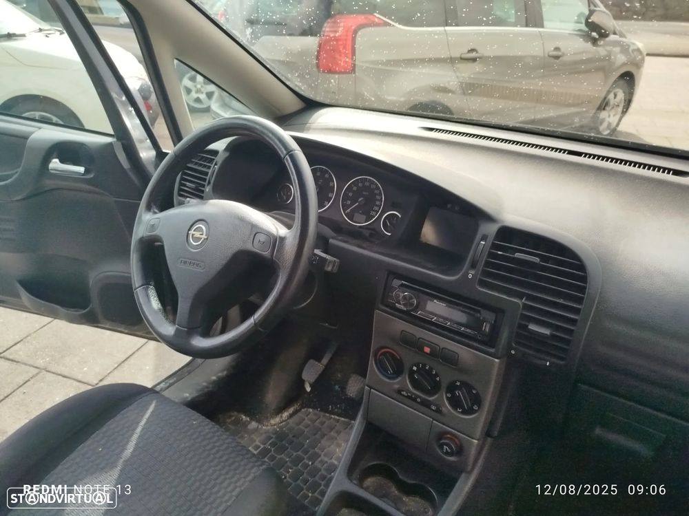 Opel Zafira 1.6 16V Life - 6