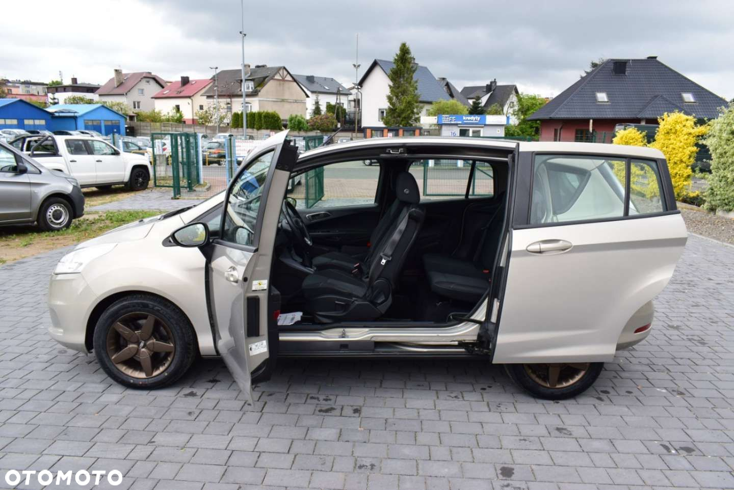 Ford B-MAX - 18