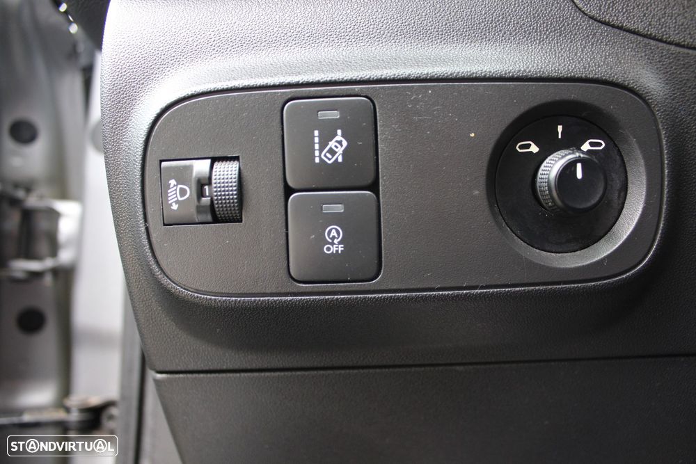 Citroën C3 1.2 PureTech Feel EAT6 - 6