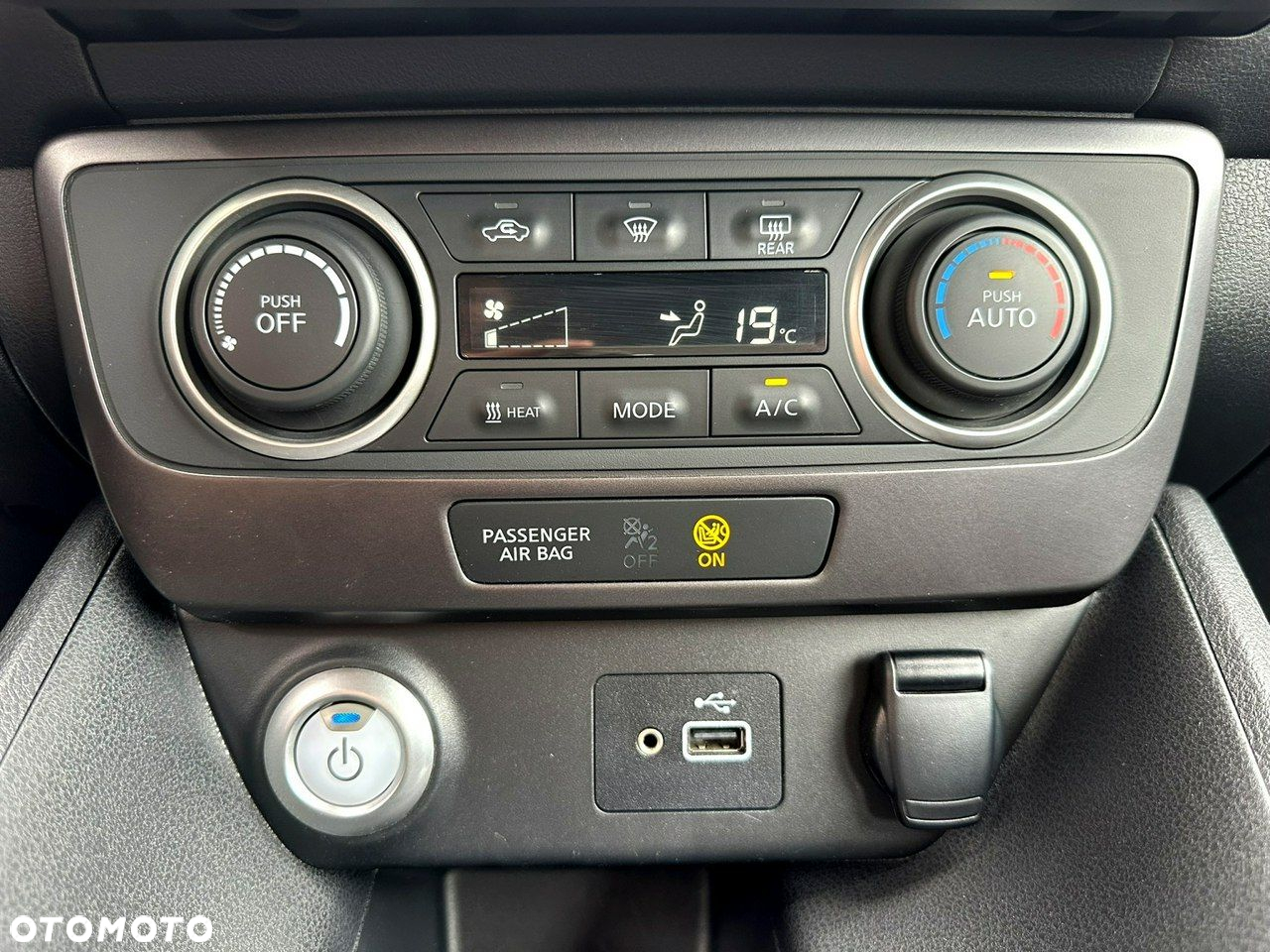 Nissan Leaf 40kWh Visia - 24