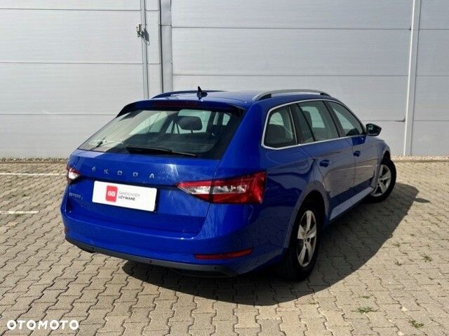 Skoda Superb 2.0 TDI SCR Ambition DSG - 6