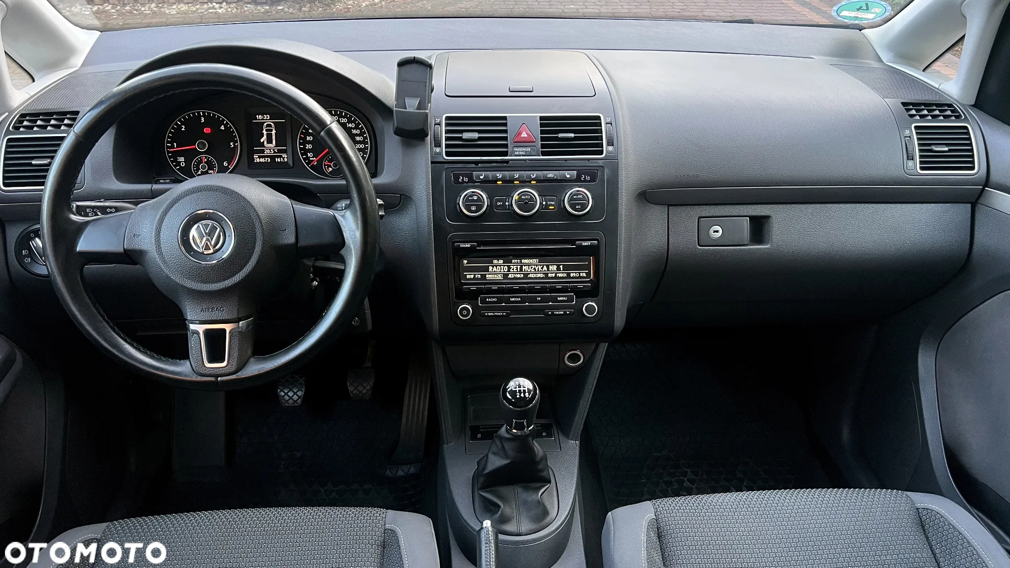 Volkswagen Touran 1.6 TDI DPF Comfortline - 8
