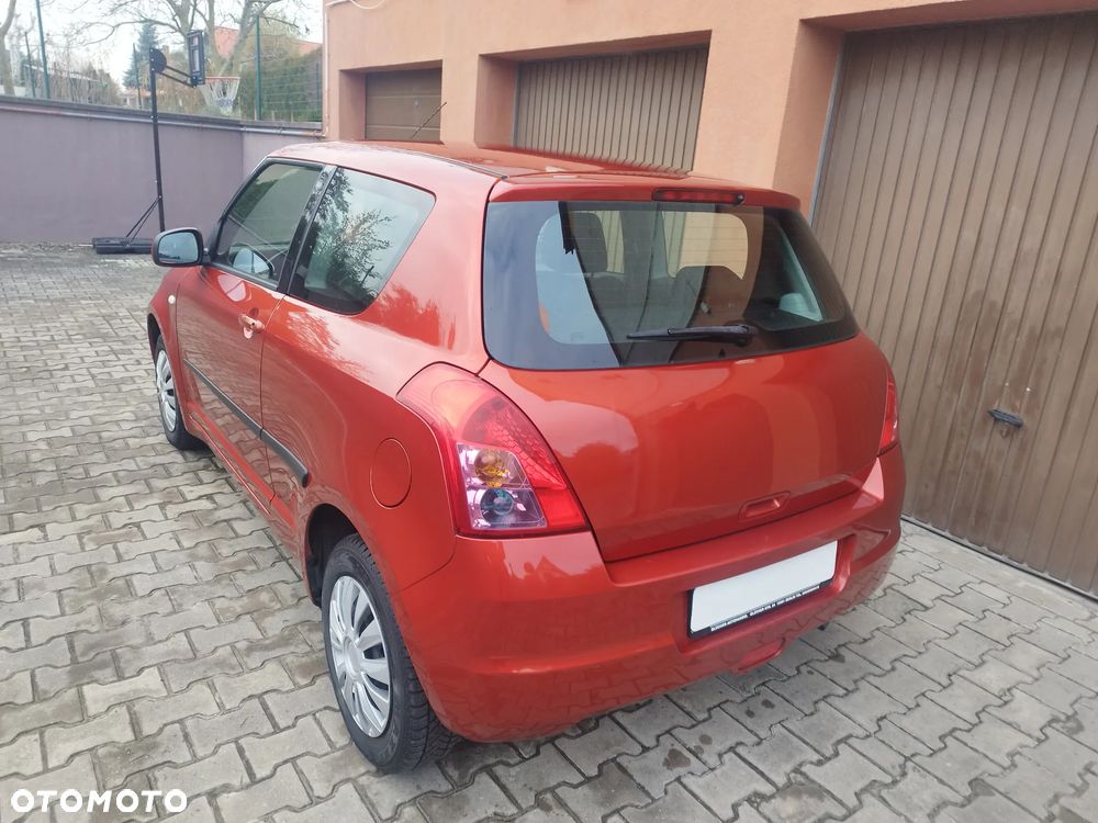 Suzuki Swift 1.3 Comfort - 23