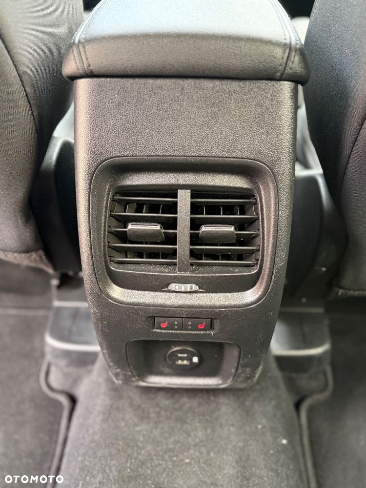 Ford Kuga 1.5 EcoBlue TITANIUM - 15