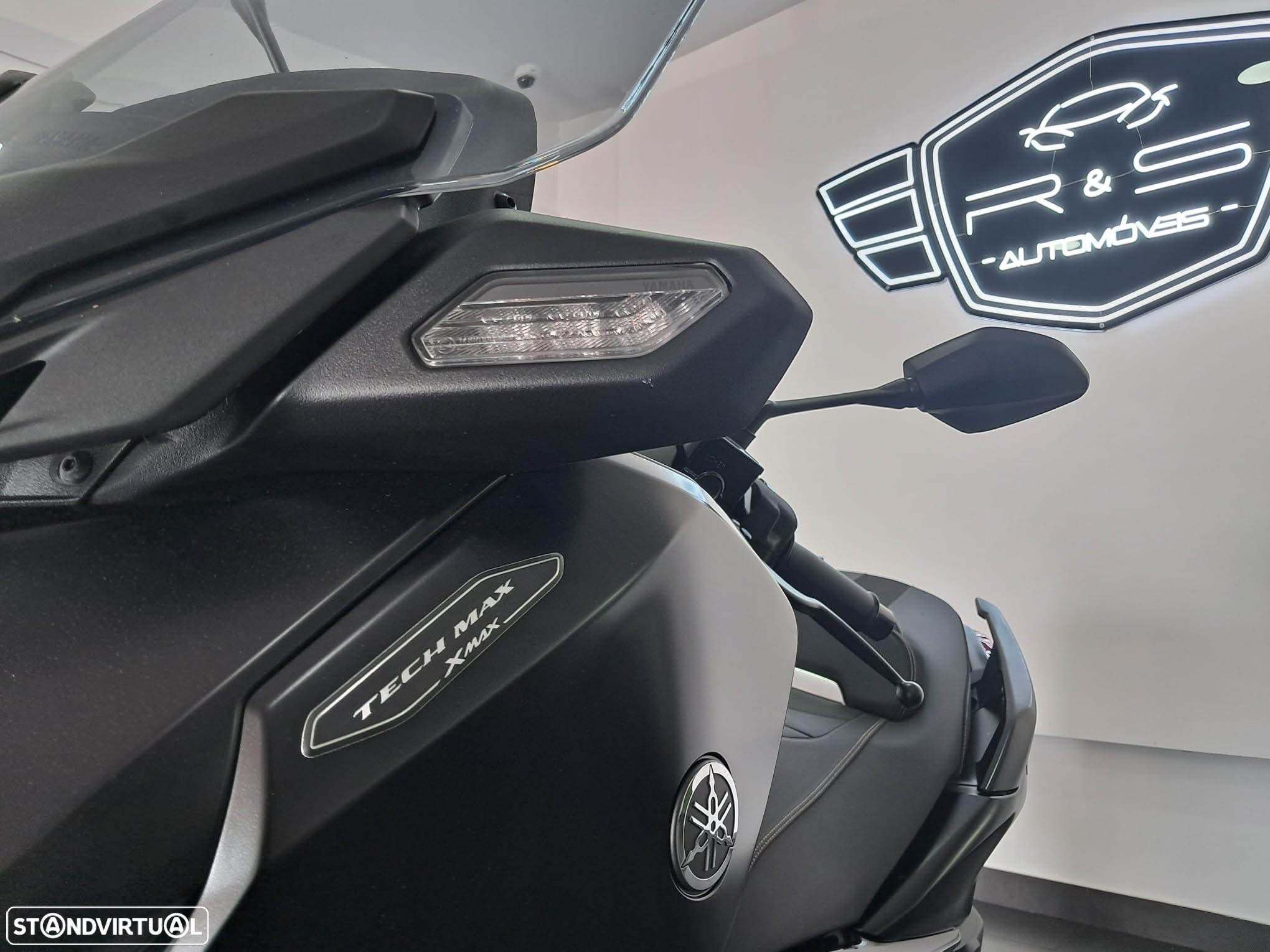 Yamaha NMAX Tech Max - 8