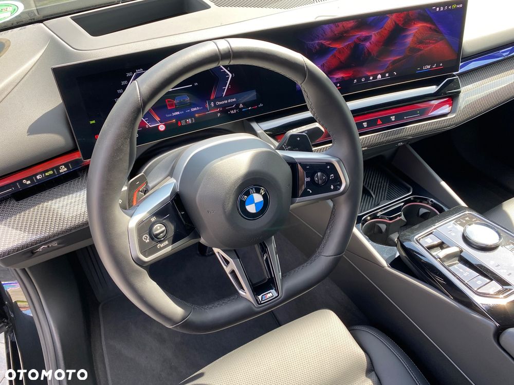 BMW Seria 5 520d xDrive - 32