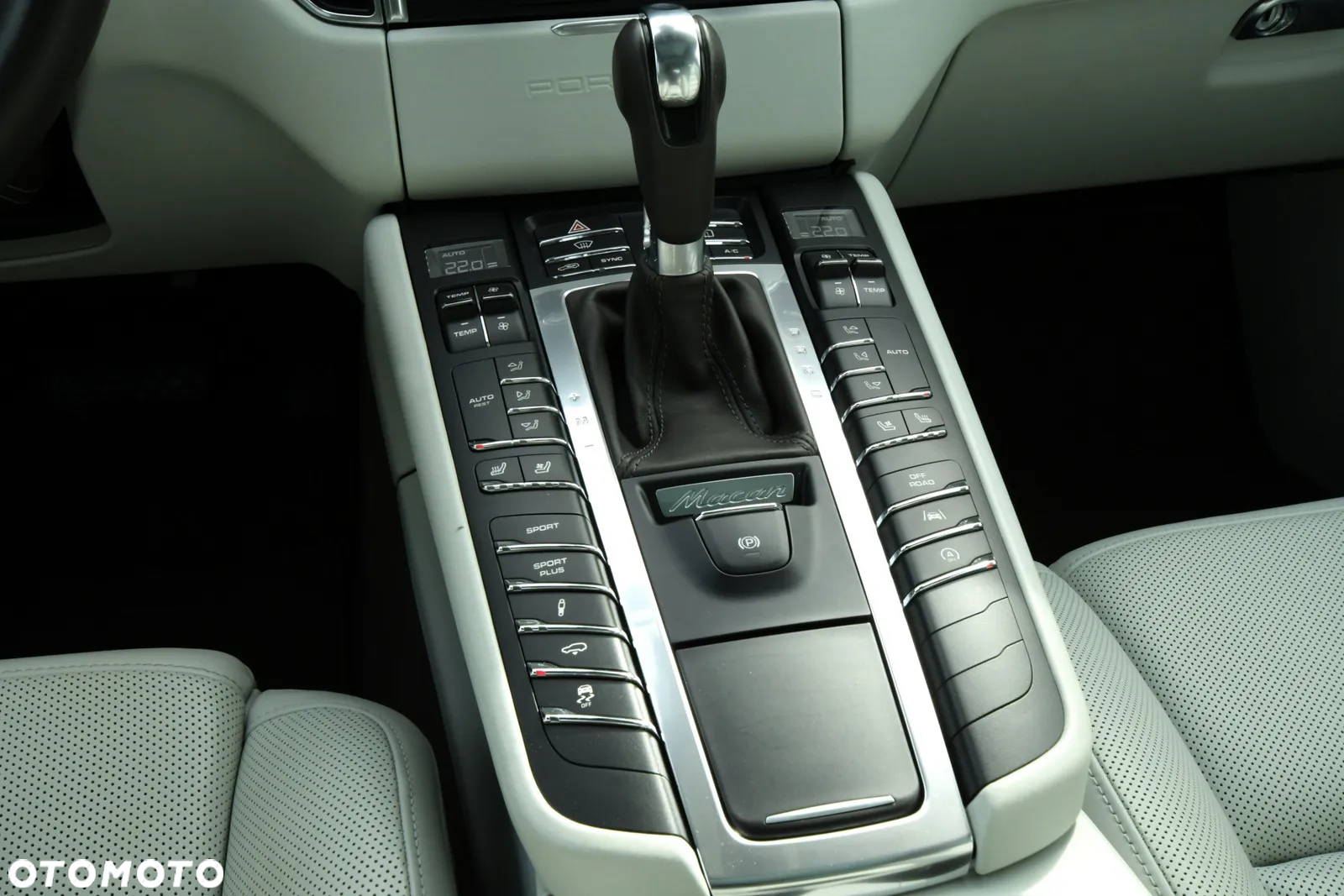 Porsche Macan Turbo - 20