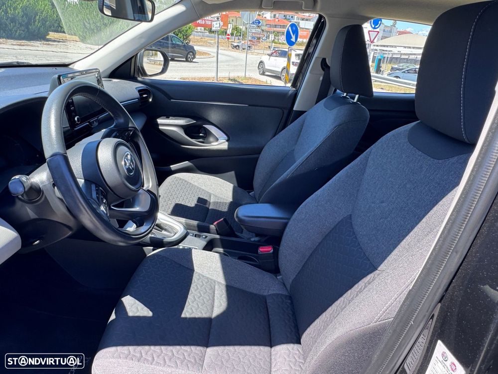 Toyota Yaris Cross 1.5 HDF Comfort - 9