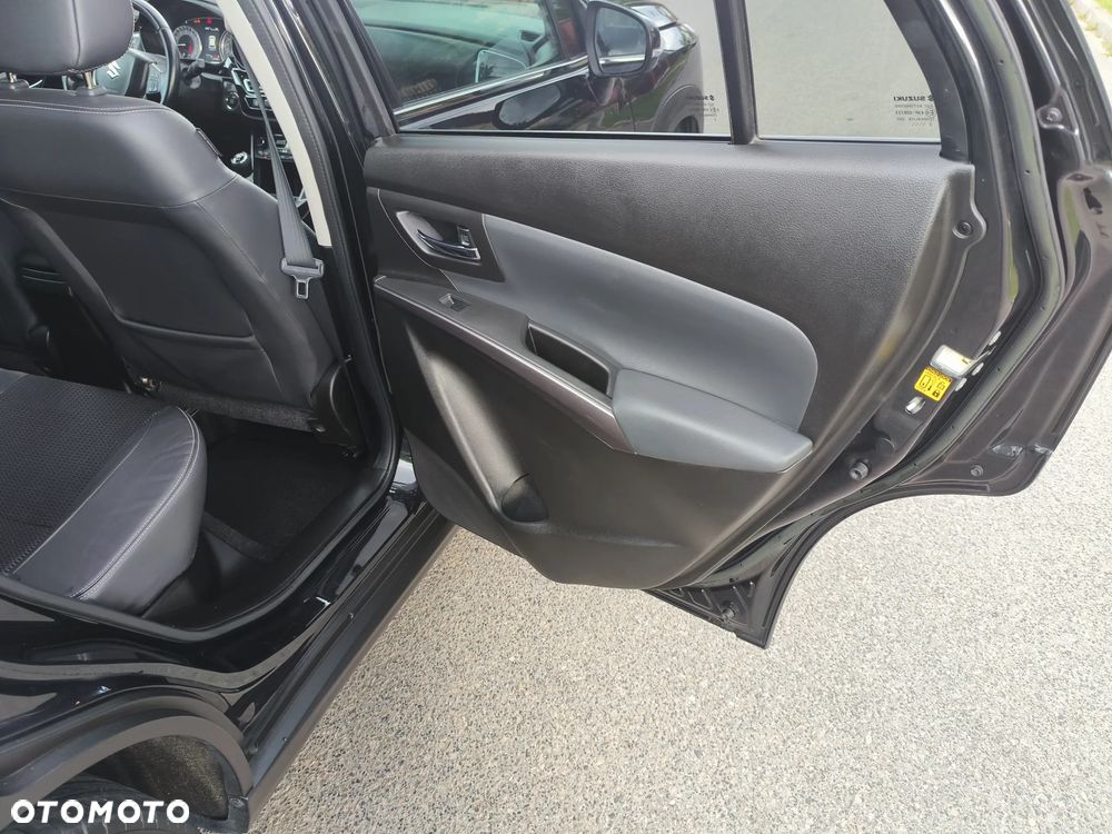 Suzuki SX4 S-Cross 1.4 Boosterjet Hybrid Club - 14