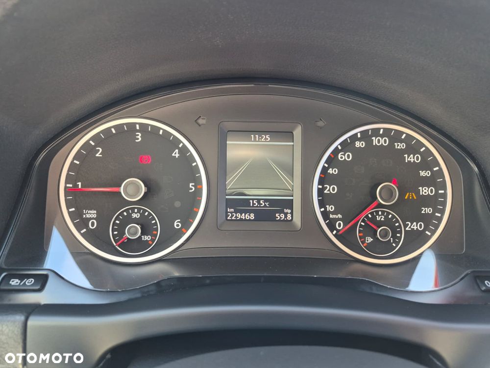 Volkswagen Tiguan - 8