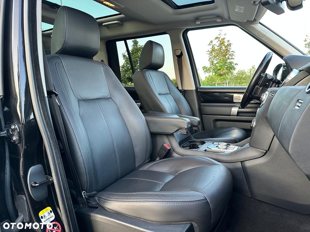 Land Rover Discovery 3.0SD V6 HSE - 29