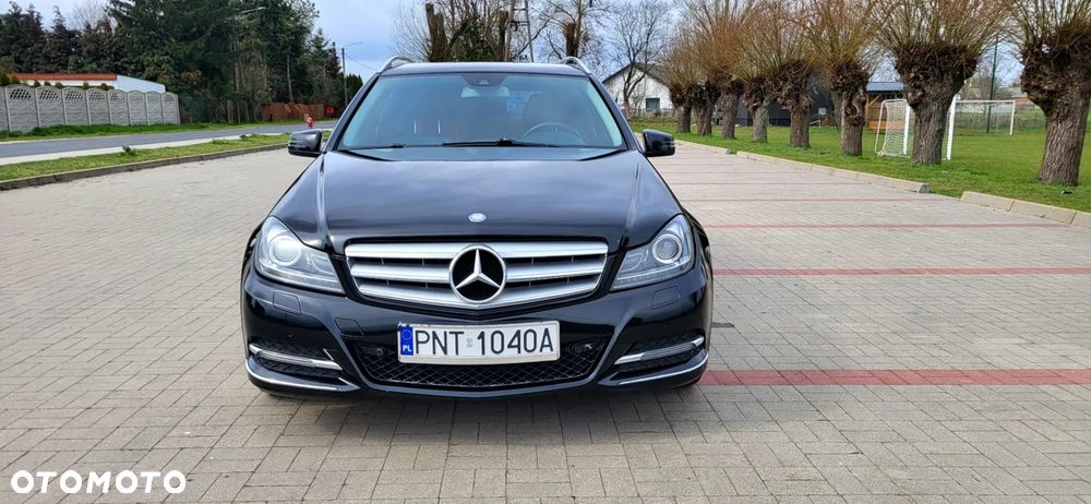 Mercedes-Benz Klasa C 220 CDI DPF (BlueEFFICIENCY) 7G-TRONIC Avantgarde - 5
