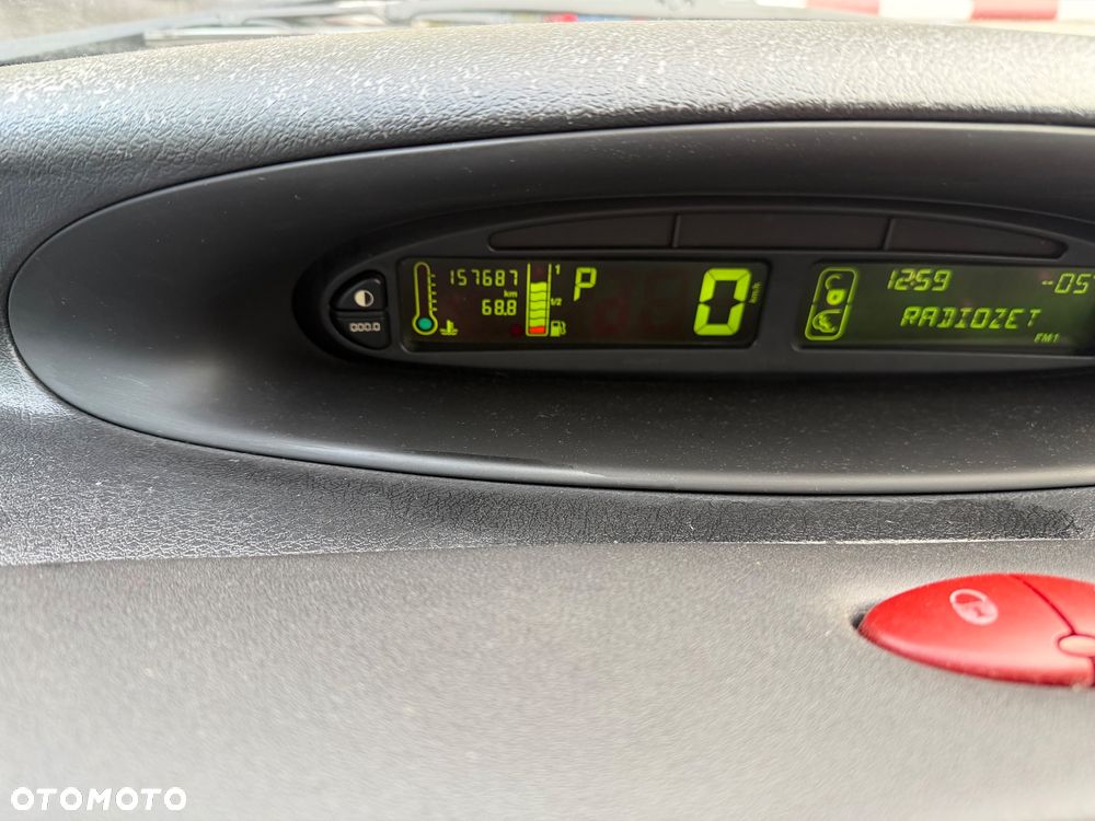 Citroën Xsara Picasso 2.0 16V Exclusive - 7