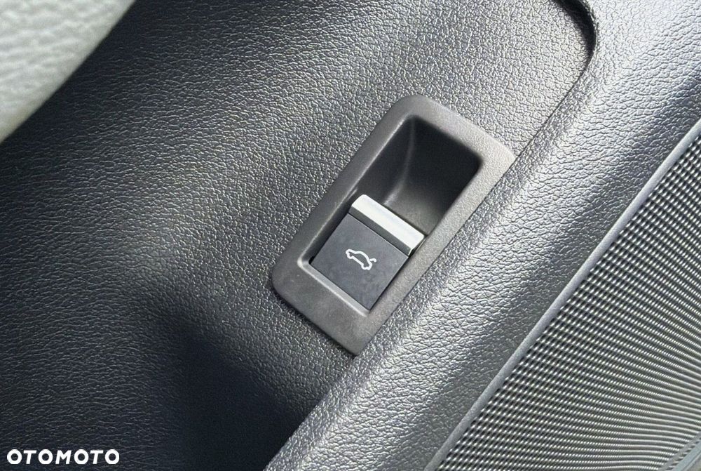 Audi A4 Limousine 40 TDI mHEV S tronic - 26
