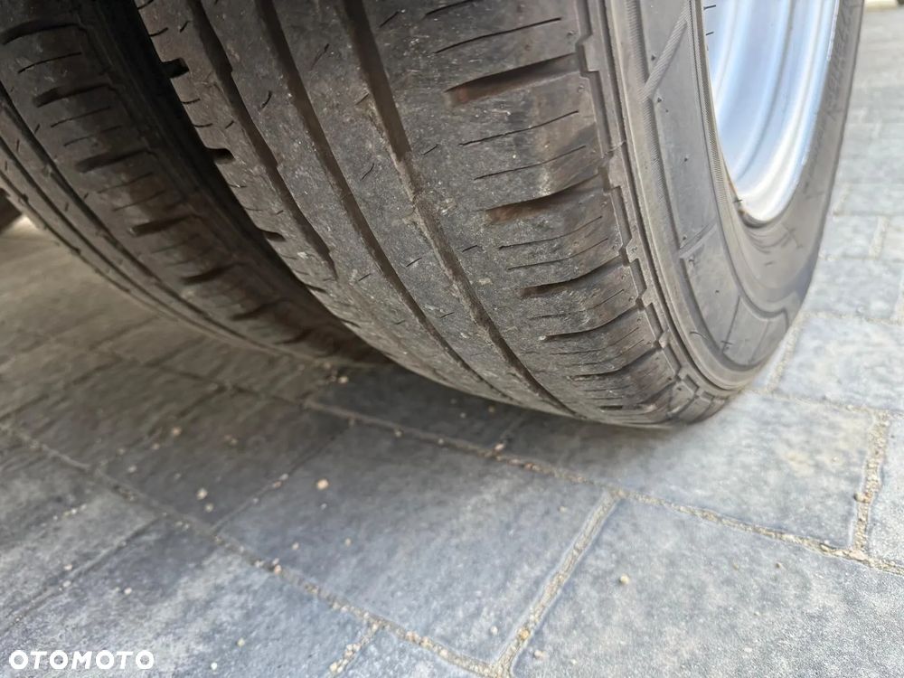 Iveco 40C18 - 16