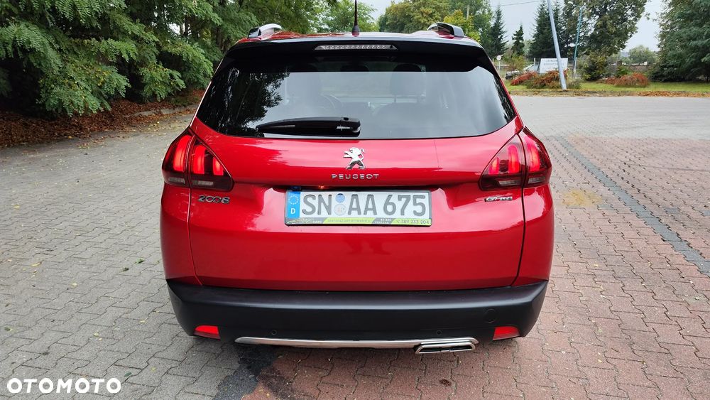 Peugeot 2008 1.2 PureTech GT Line S&S - 7