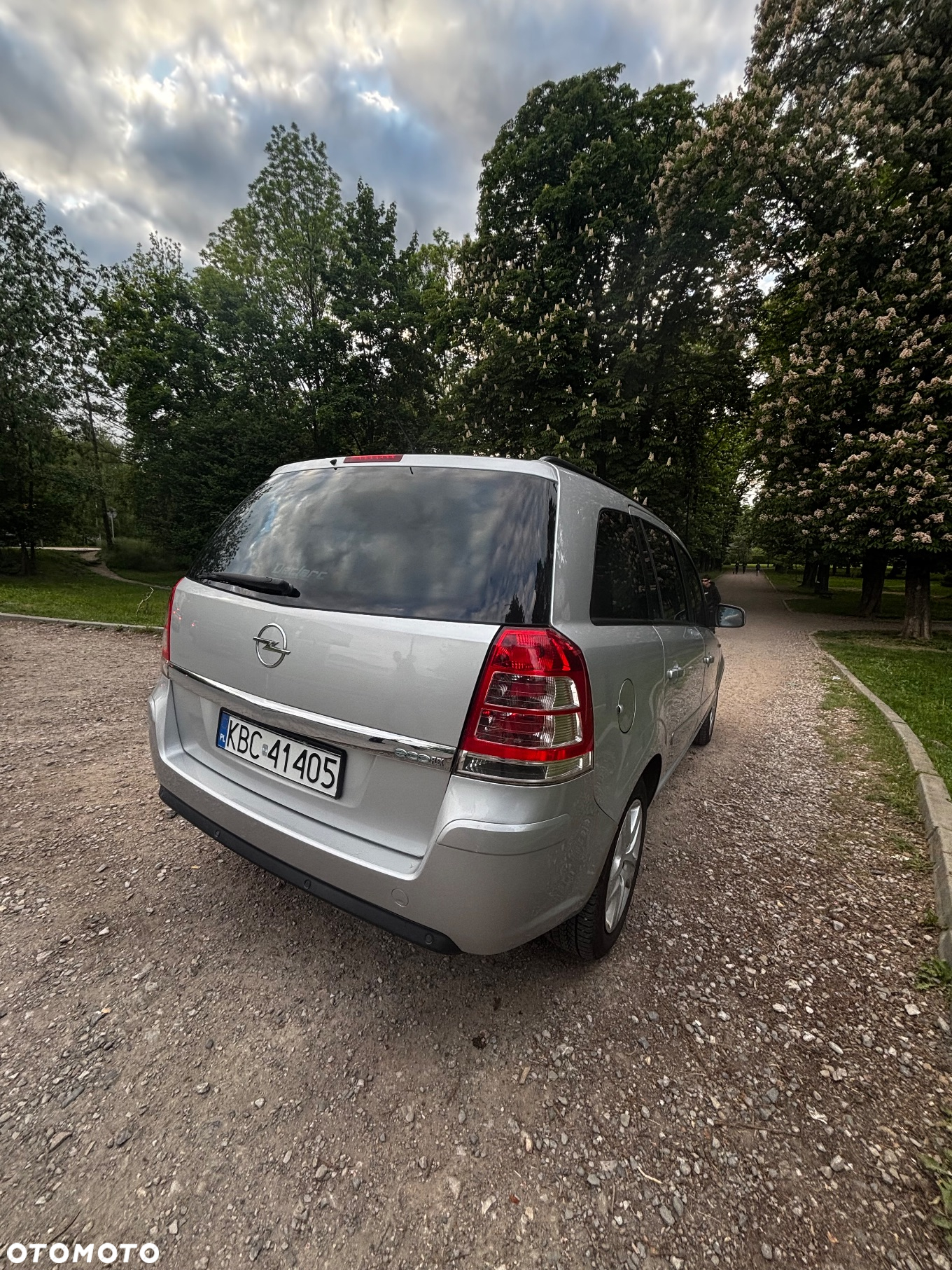 Opel Zafira 1.7 CDTI 111 - 12