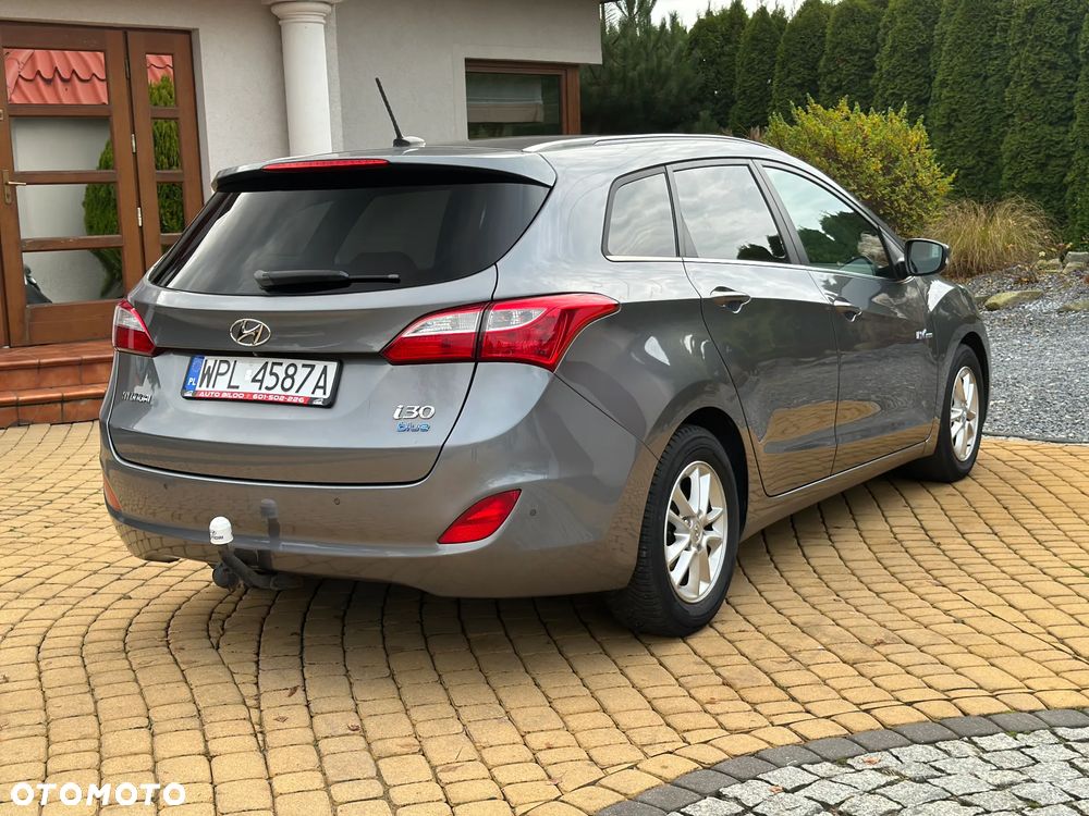 Hyundai i30 1.6 GDI Premium - 14
