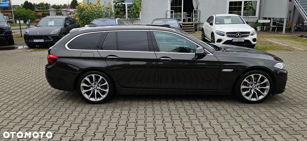 BMW Seria 5 530d Touring Modern Line - 11