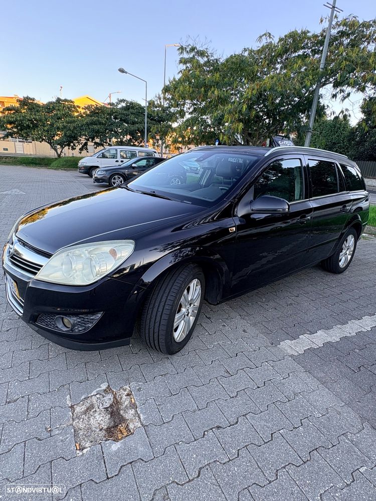 Opel Astra 1.7 CDTi Cosmo - 4
