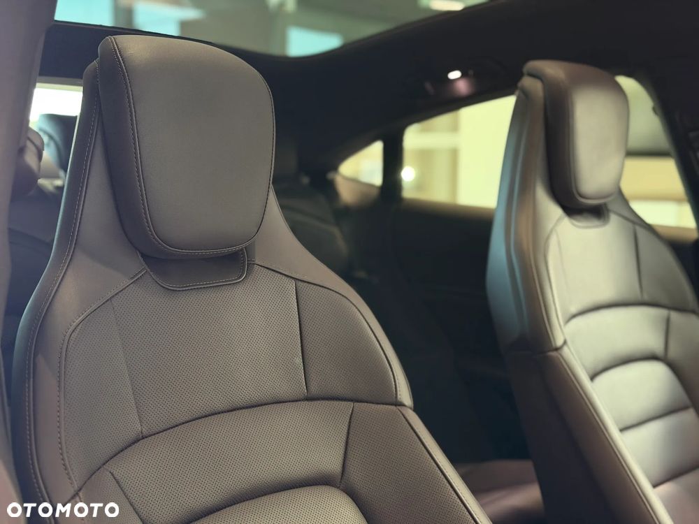 Porsche Taycan 105kWh 4S Performance Plus - 22