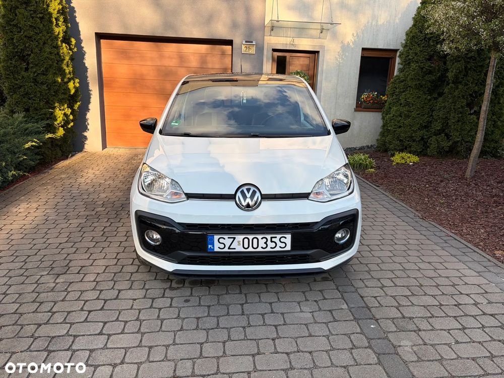 Volkswagen up! TSI beats - 2